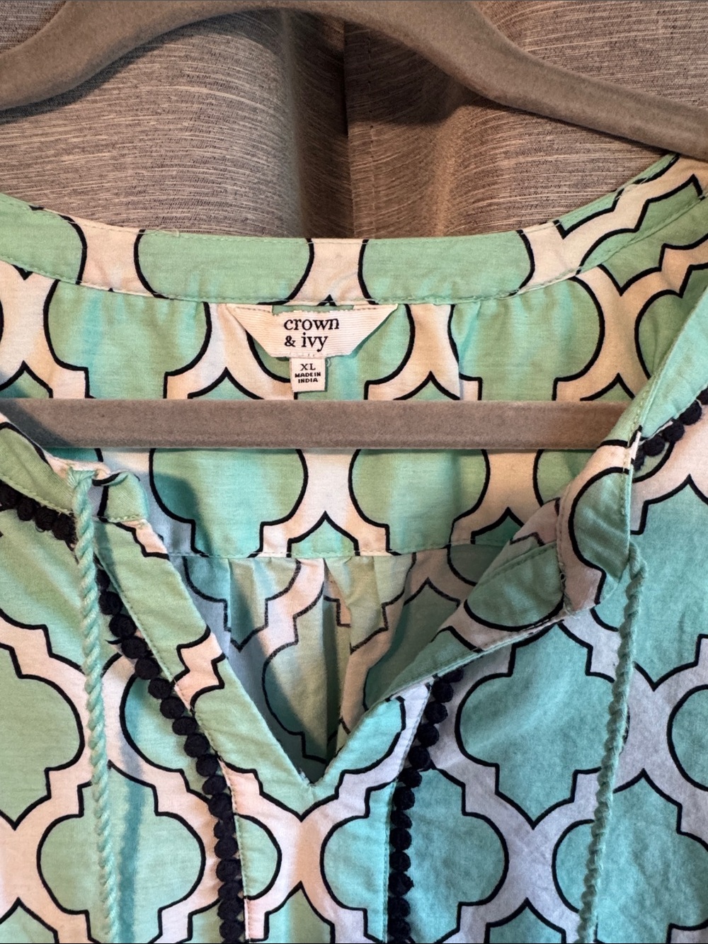 crown & ivy Mint Green Geometric Tassel Tunic with Black Trim - Picture 2 of 4